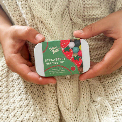 Strawberry bracelet kit