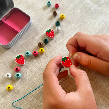 Strawberry bracelet kit