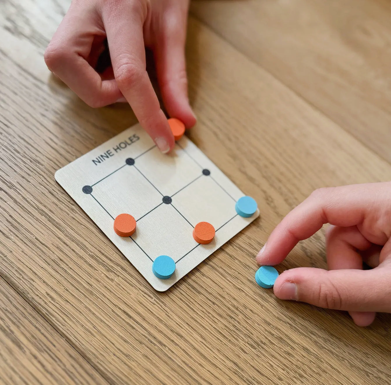 Game of nine holes - Träbrädspel